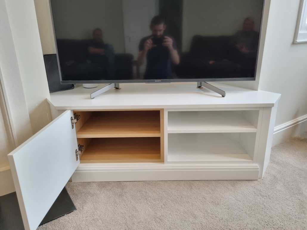 Alcove corner on sale tv unit